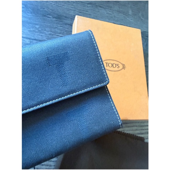 NWOT Tod's Black Leather Canvas Medium Wallet - Picture 4 of 10